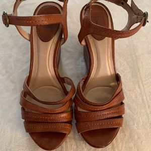 Frye Wedge Sandals✨